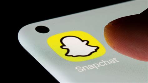 snapchat nøgen|Ekspert advarer mod at sælge nøgenbilleder på Snapchat: